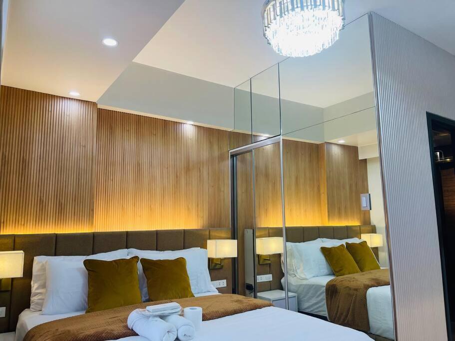 Marias Suite Near Manila Bay Free Use Of Pool Exterior photo